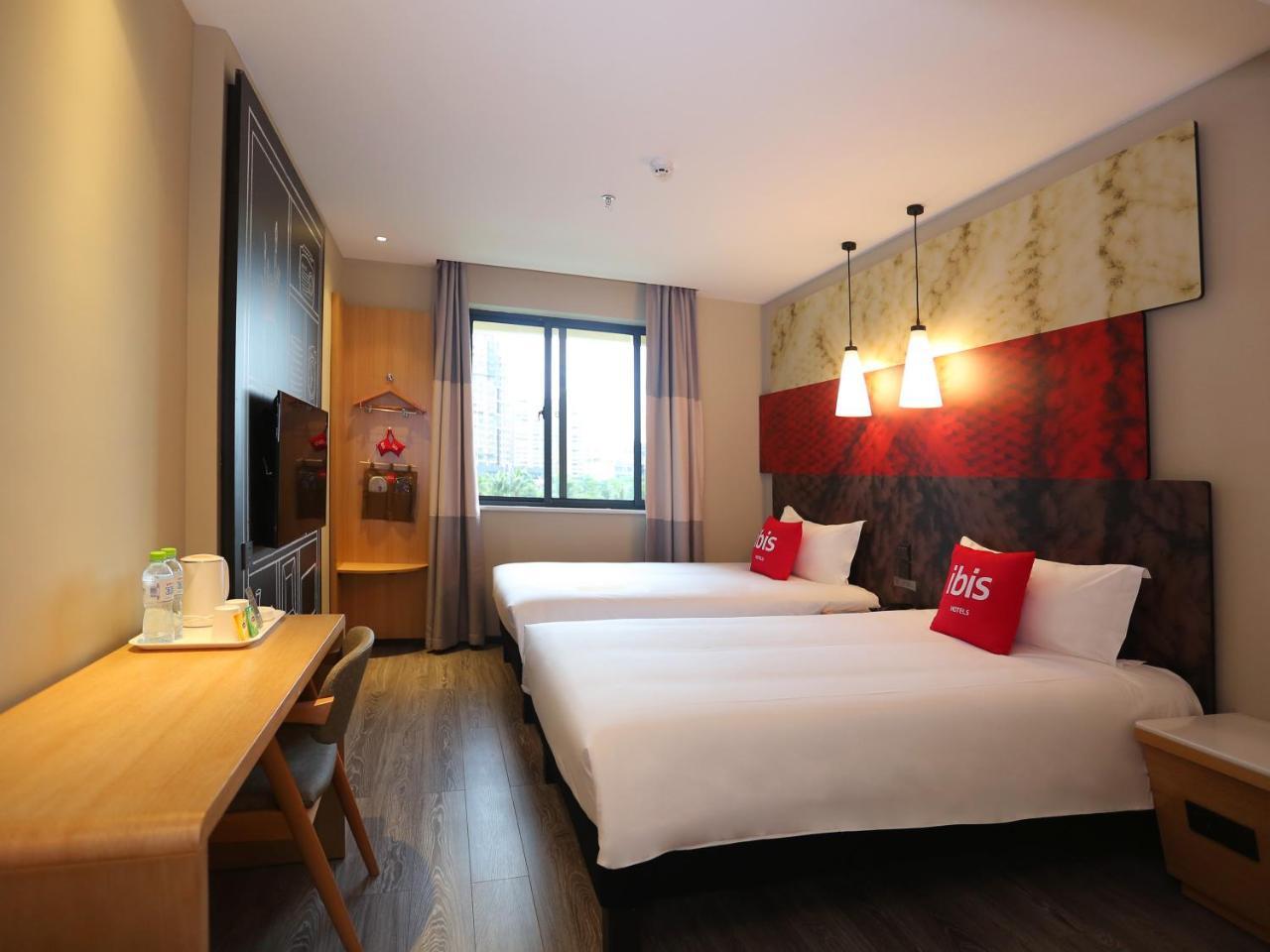 Ibis Haikou Injoy Plaza Hotel Ngoại thất bức ảnh