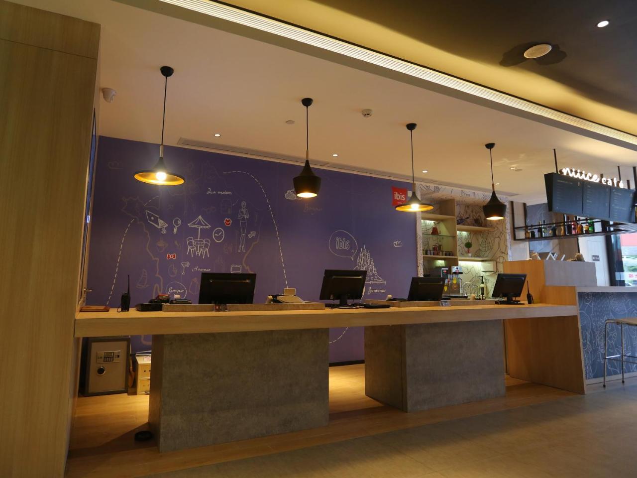Ibis Haikou Injoy Plaza Hotel Ngoại thất bức ảnh