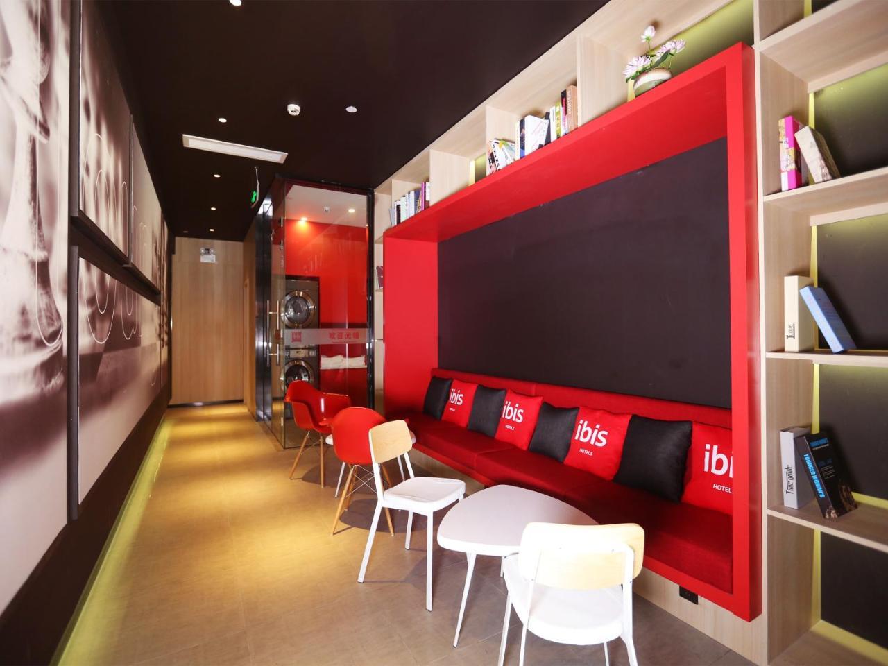 Ibis Haikou Injoy Plaza Hotel Ngoại thất bức ảnh
